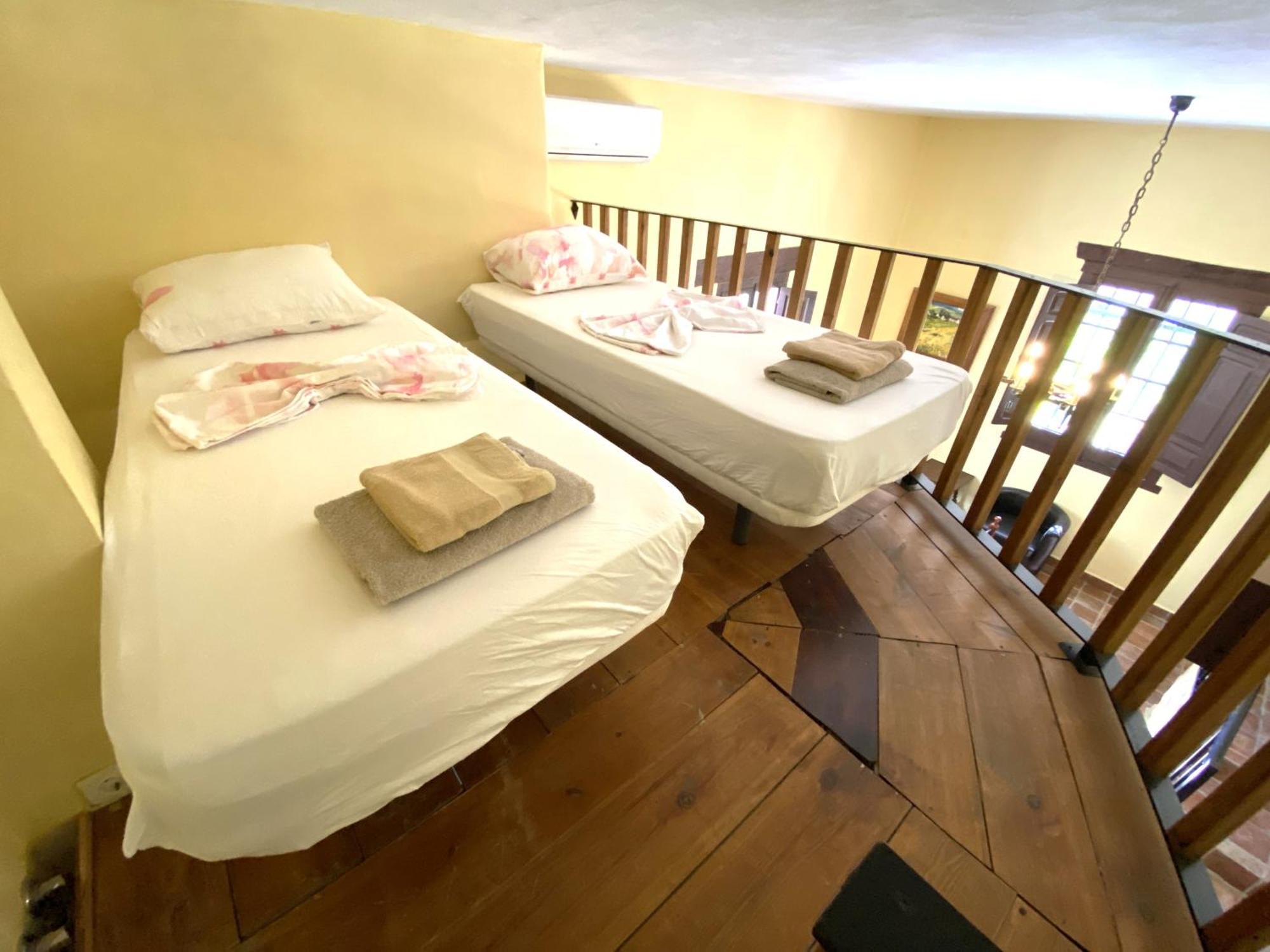 Castle Tower Apartment In Rural Holiday Park 'Bernard' Tolox Exterior photo